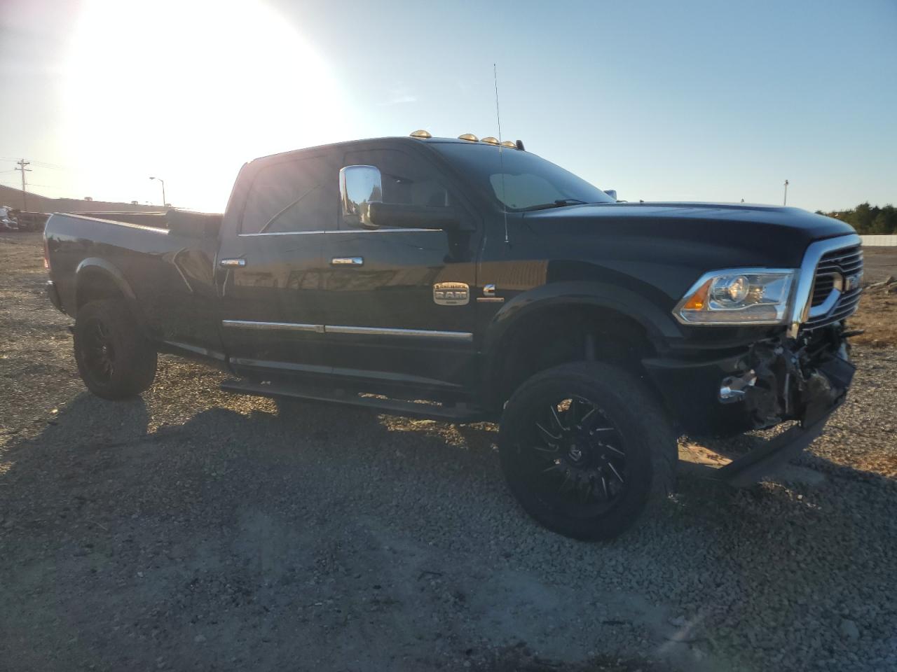 RAM 3500 LONGHORN
