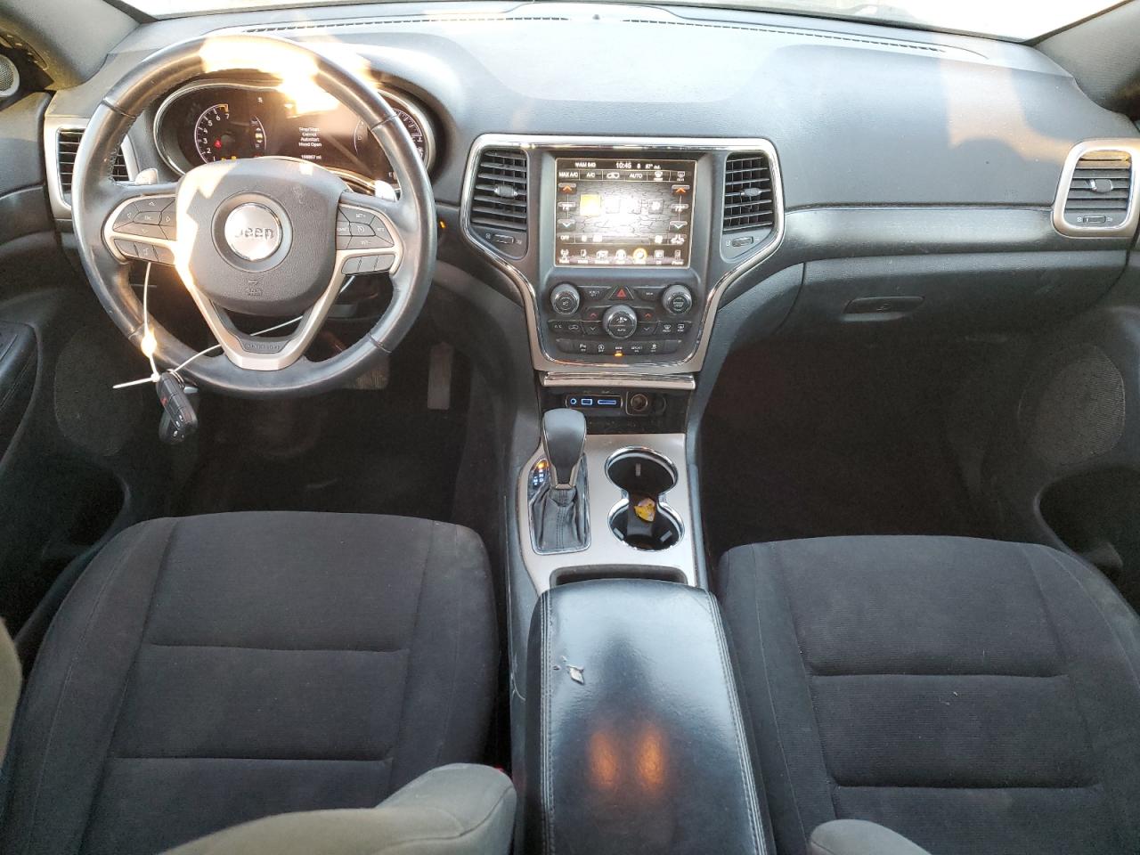 JEEP GRAND CHEROKEE LAREDO