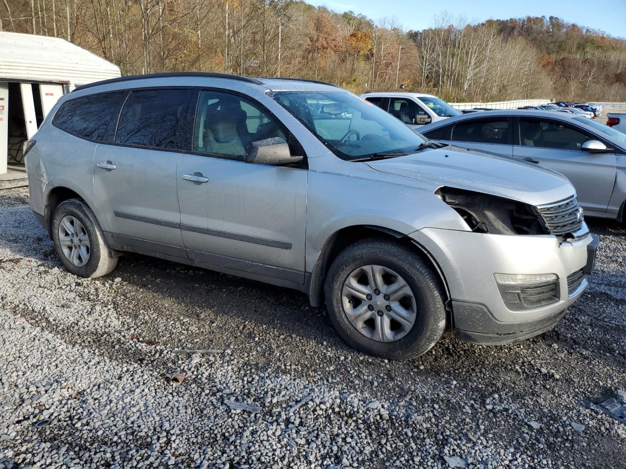 CHEVROLET TRAVERSE LS