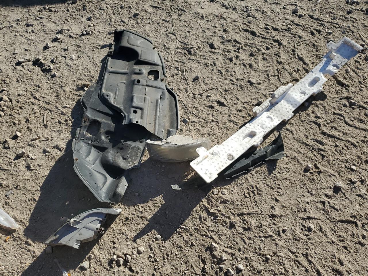 Lot #3292763815 2005 TOYOTA CAMRY LE