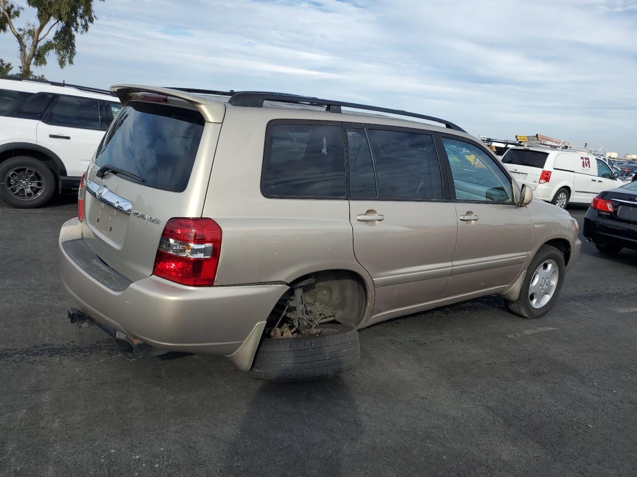 Lot #3302687069 2005 TOYOTA HIGHLANDER