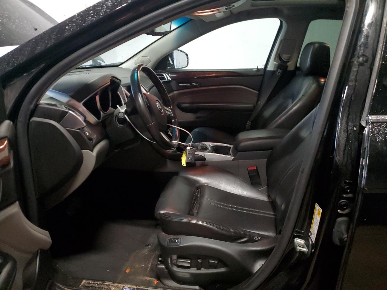 CADILLAC SRX LUXURY COLLECTION