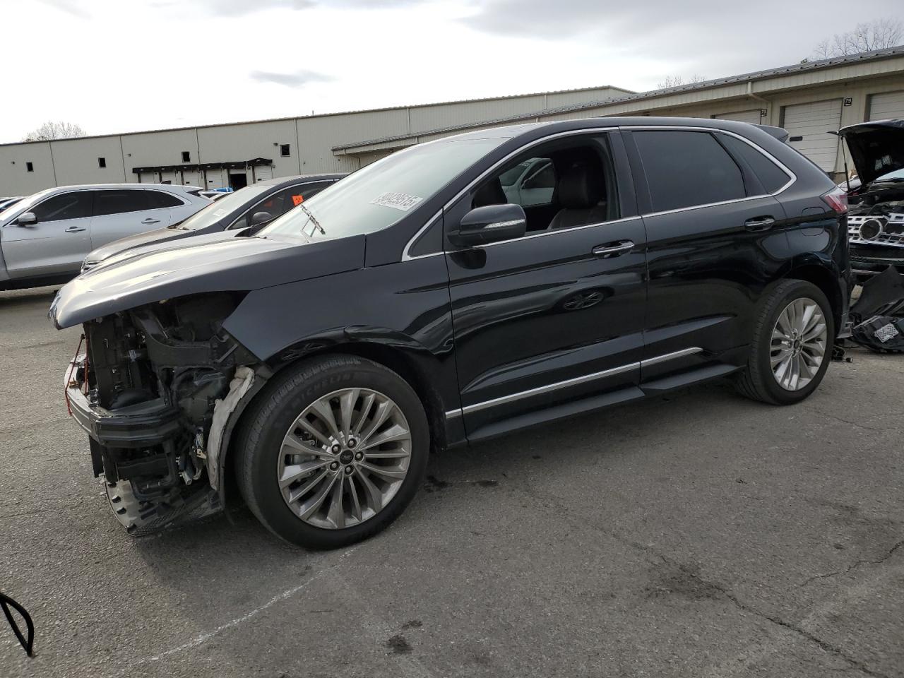 FORD EDGE TITANIUM