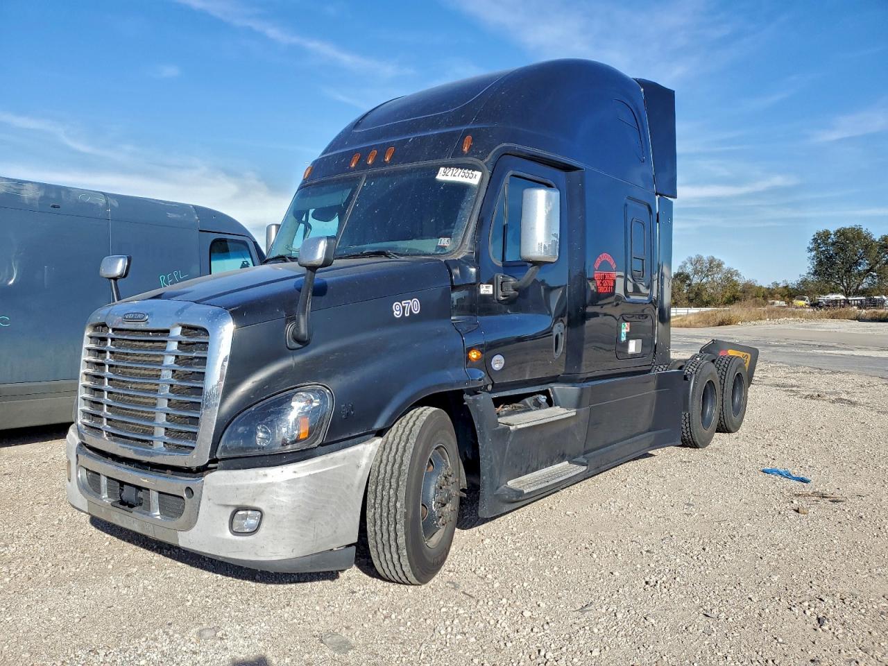 Lot #3284687335 2019 FREIGHTLINER CASCADIA 1