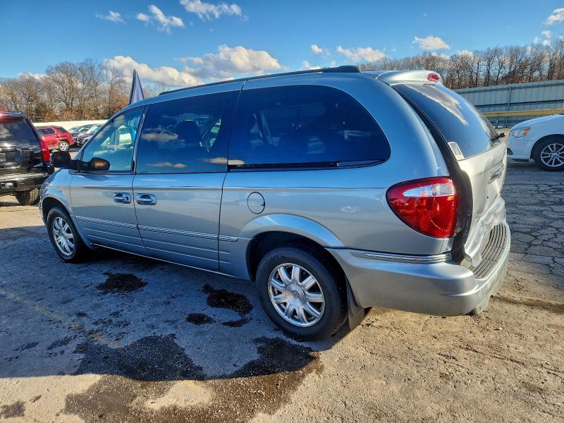 2005 CHRYSLER TOWN & COU #3297106529