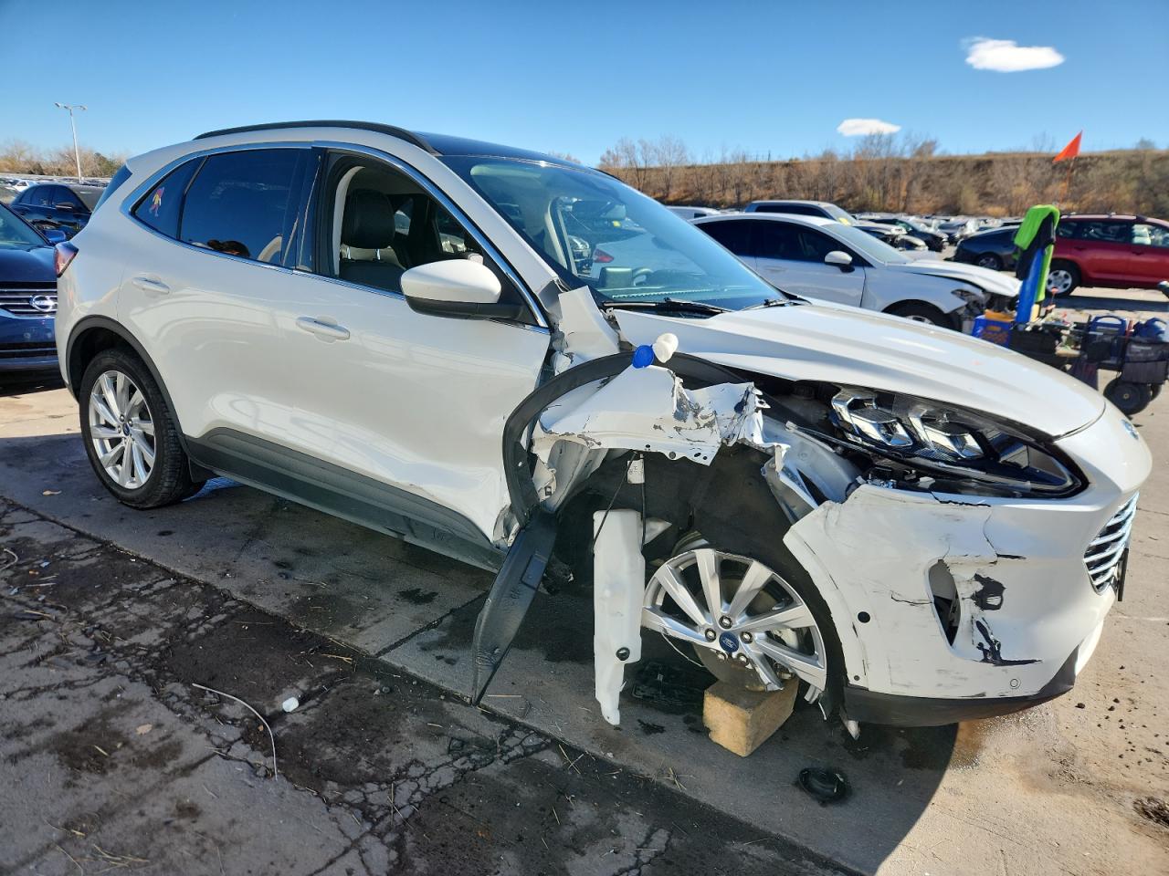 FORD ESCAPE TITANIUM