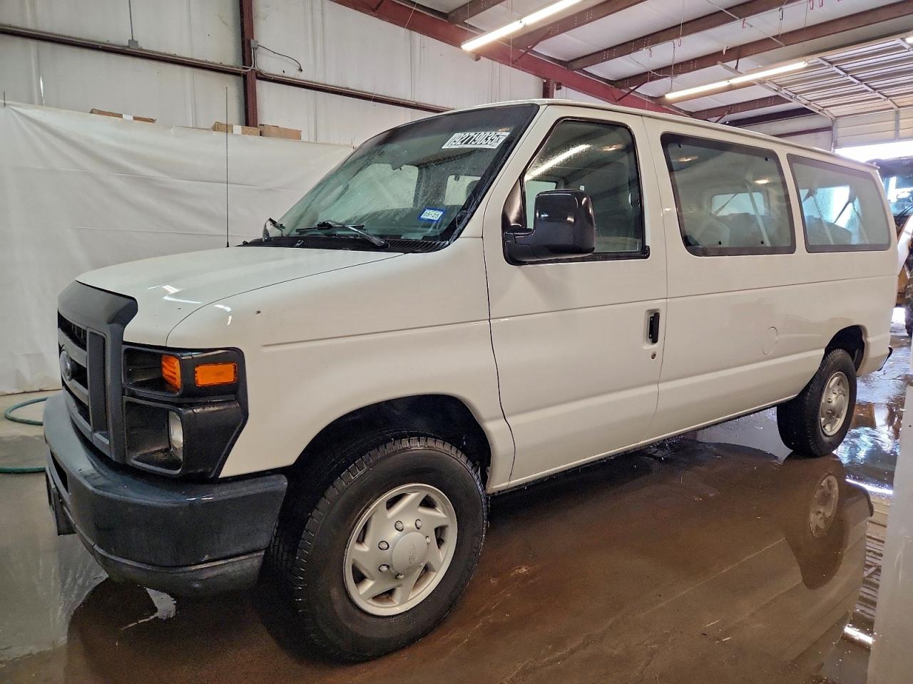 FORD ECONOLINE E350 SUPER DUTY WAGON