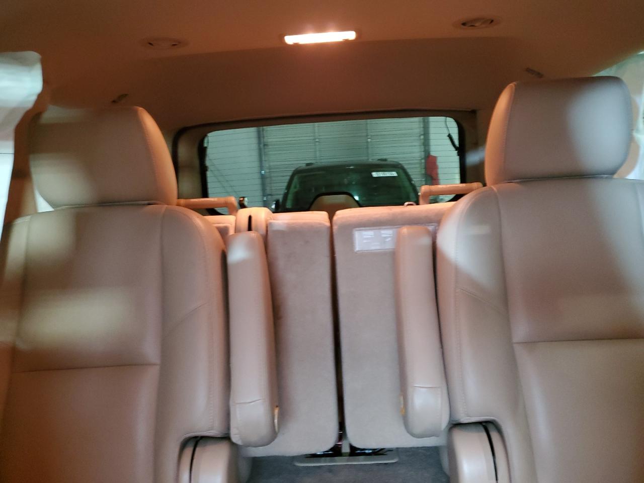 CADILLAC ESCALADE PREMIUM