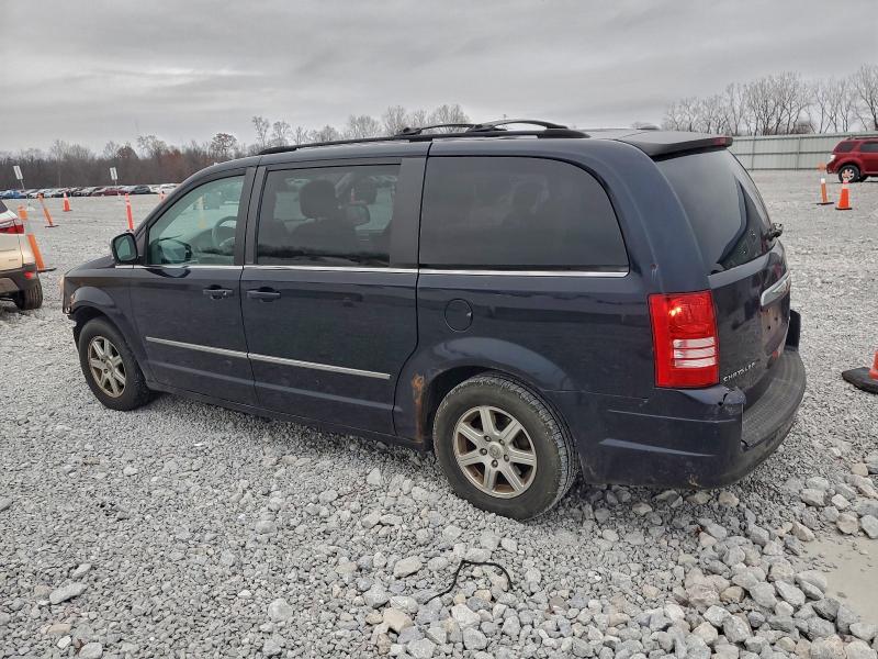 2010 CHRYSLER TOWN & COU #3302770386