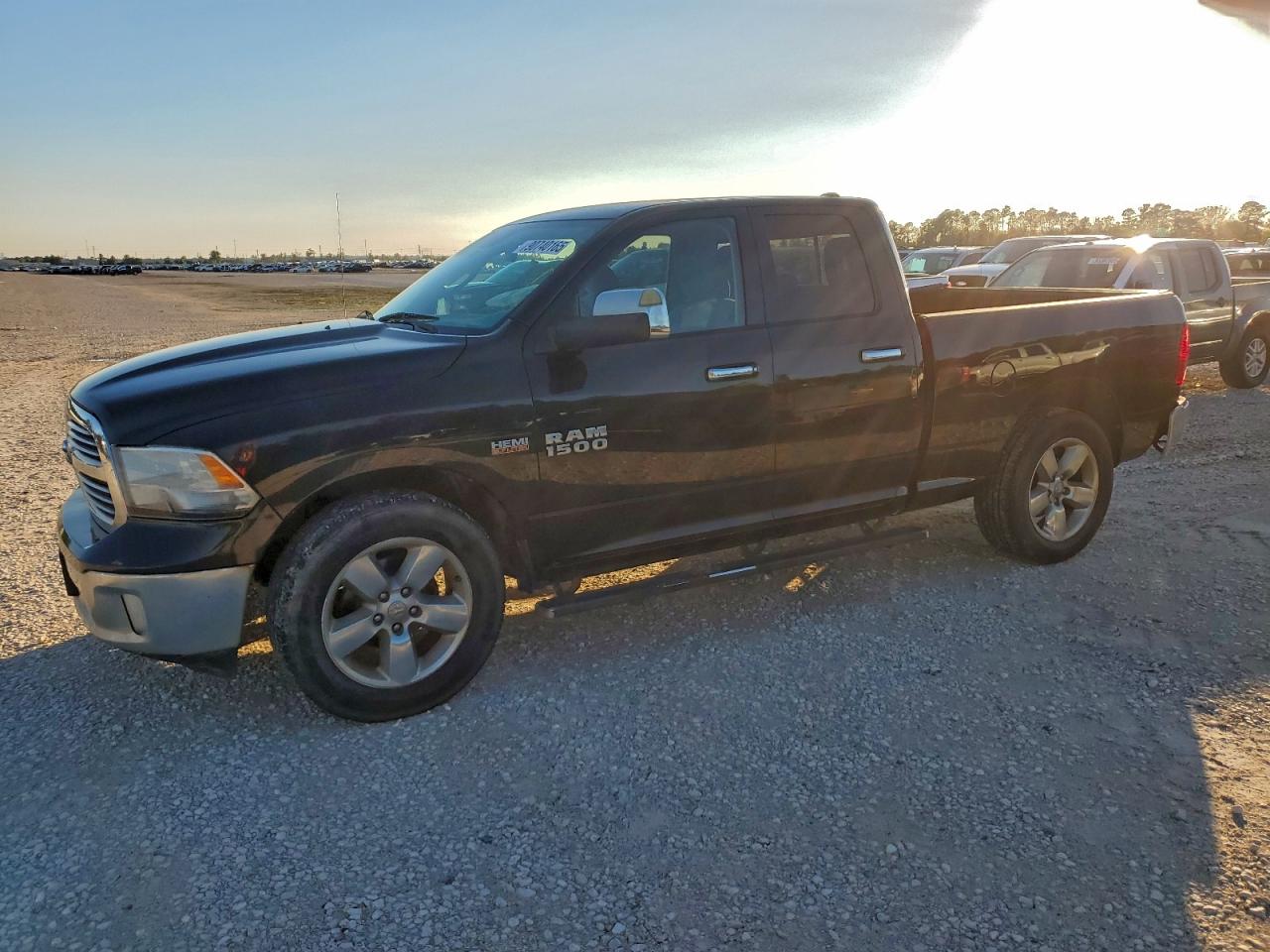 RAM 1500 SLT