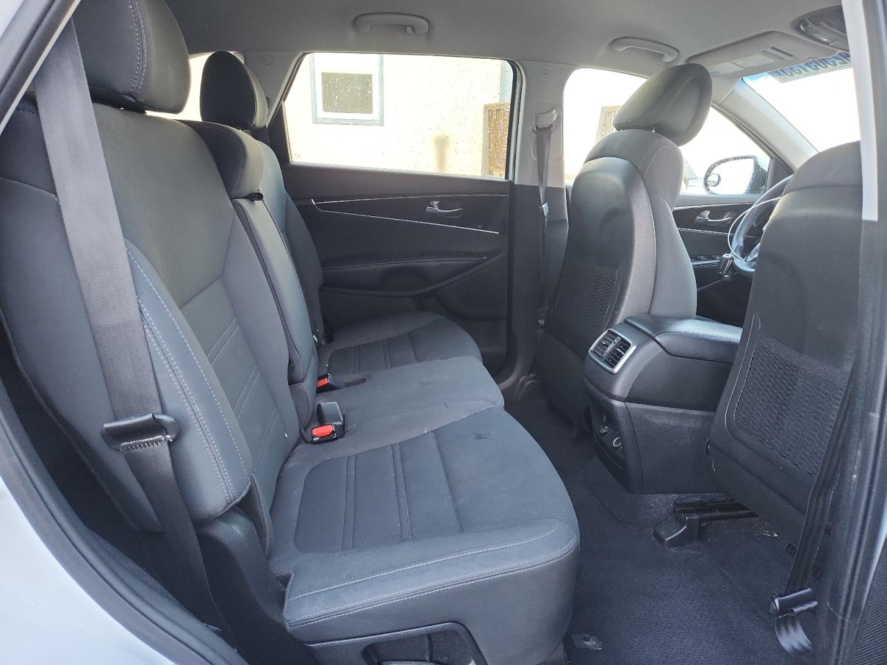 Lot #3301970451 2017 KIA SORENTO LX