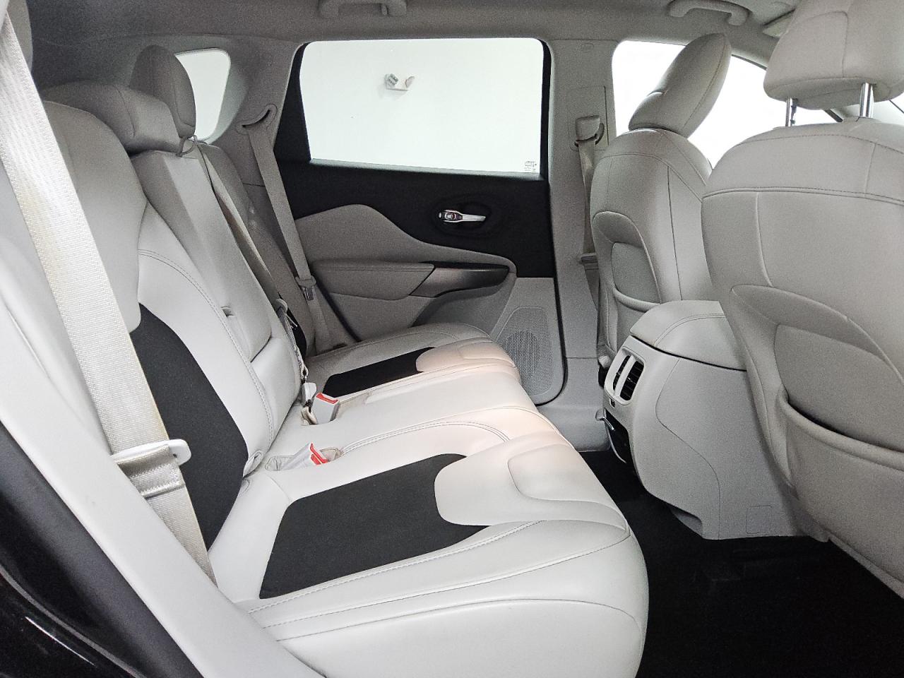 Lot #3310358962 2020 JEEP CHEROKEE L