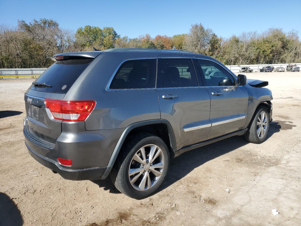 JEEP GRAND CHEROKEE LAREDO