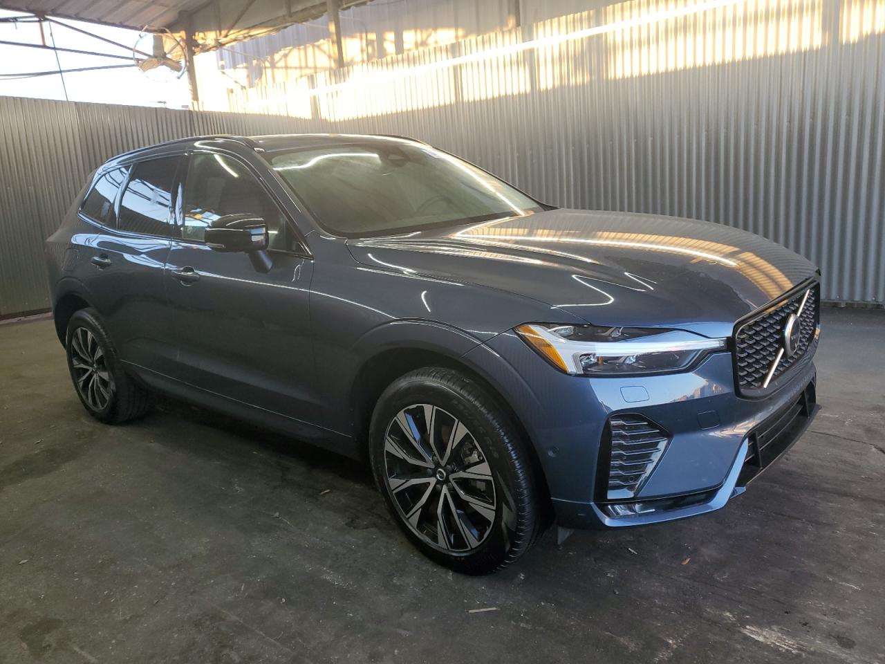 Lot #3318895932 2025 VOLVO XC60 PLUS