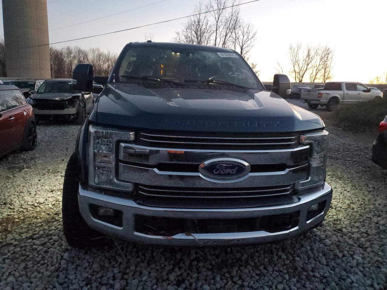 FORD F-250 SUPER DUTY