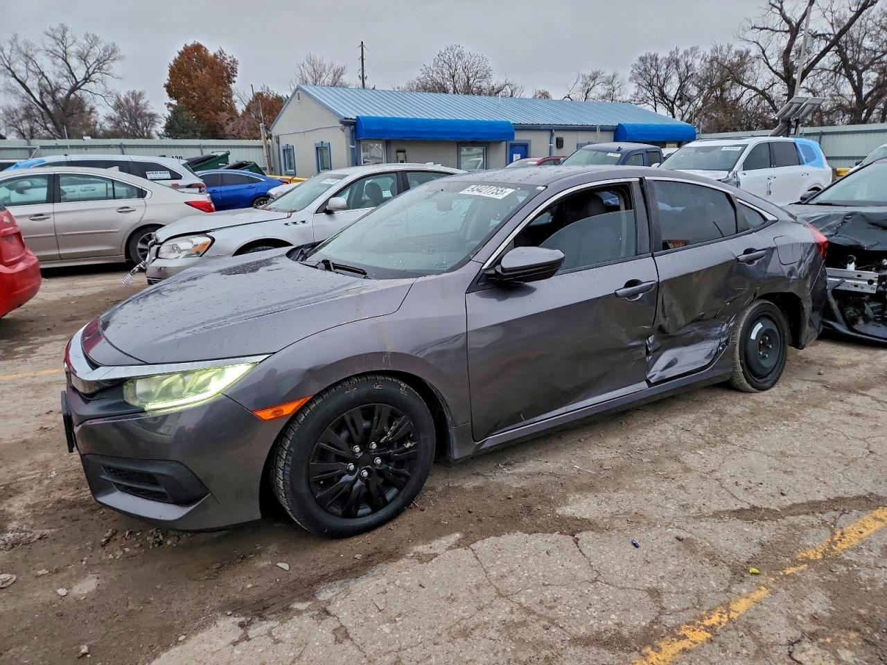 Lot #3302829888 2018 HONDA CIVIC LX