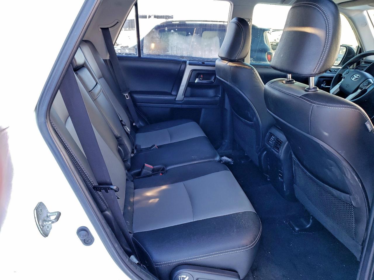 TOYOTA 4RUNNER SR5/SR5 PREMIUM