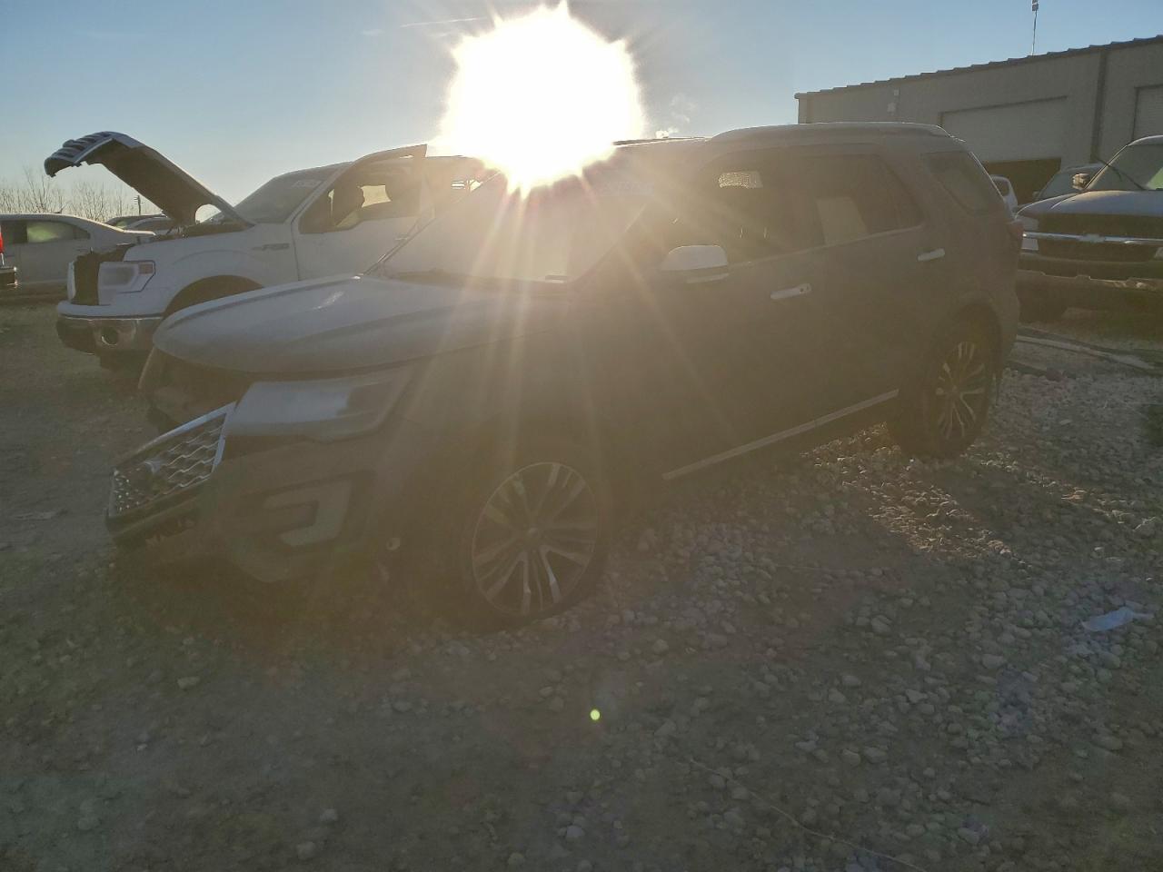 FORD EXPLORER PLATINUM