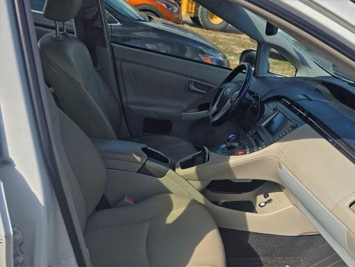 2014 TOYOTA PRIUS #3304609453