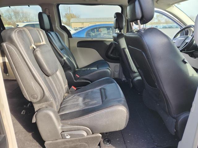 2013 CHRYSLER TOWN & COU #3291348172