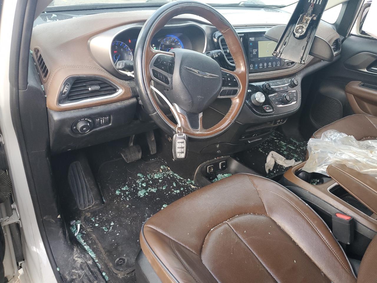 Lot #3318902938 2019 CHRYSLER PACIFICA L