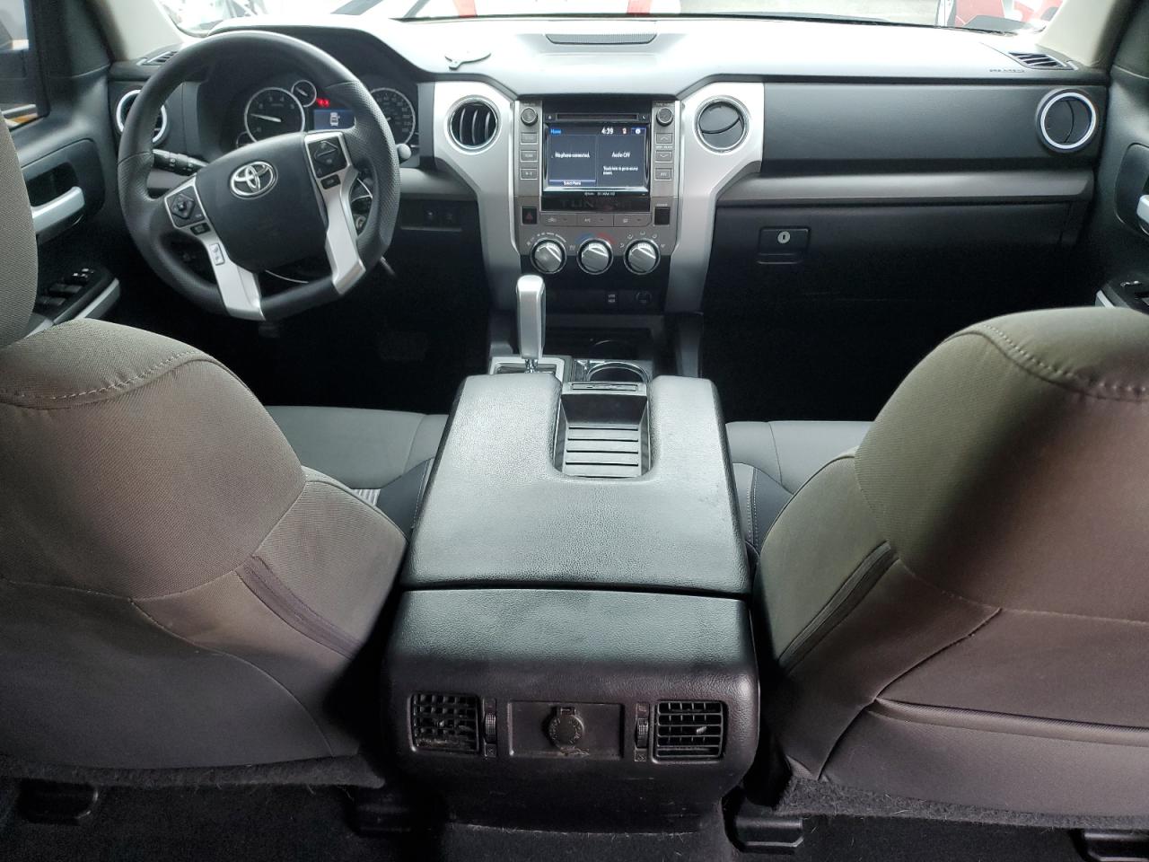 TOYOTA TUNDRA CREWMAX SR5