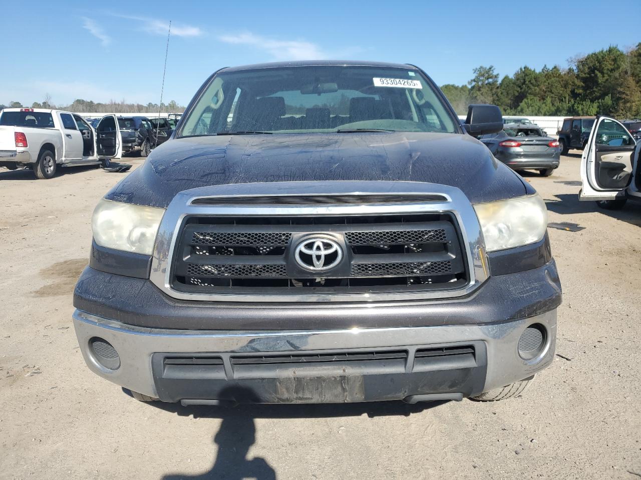 TOYOTA TUNDRA CREWMAX SR5