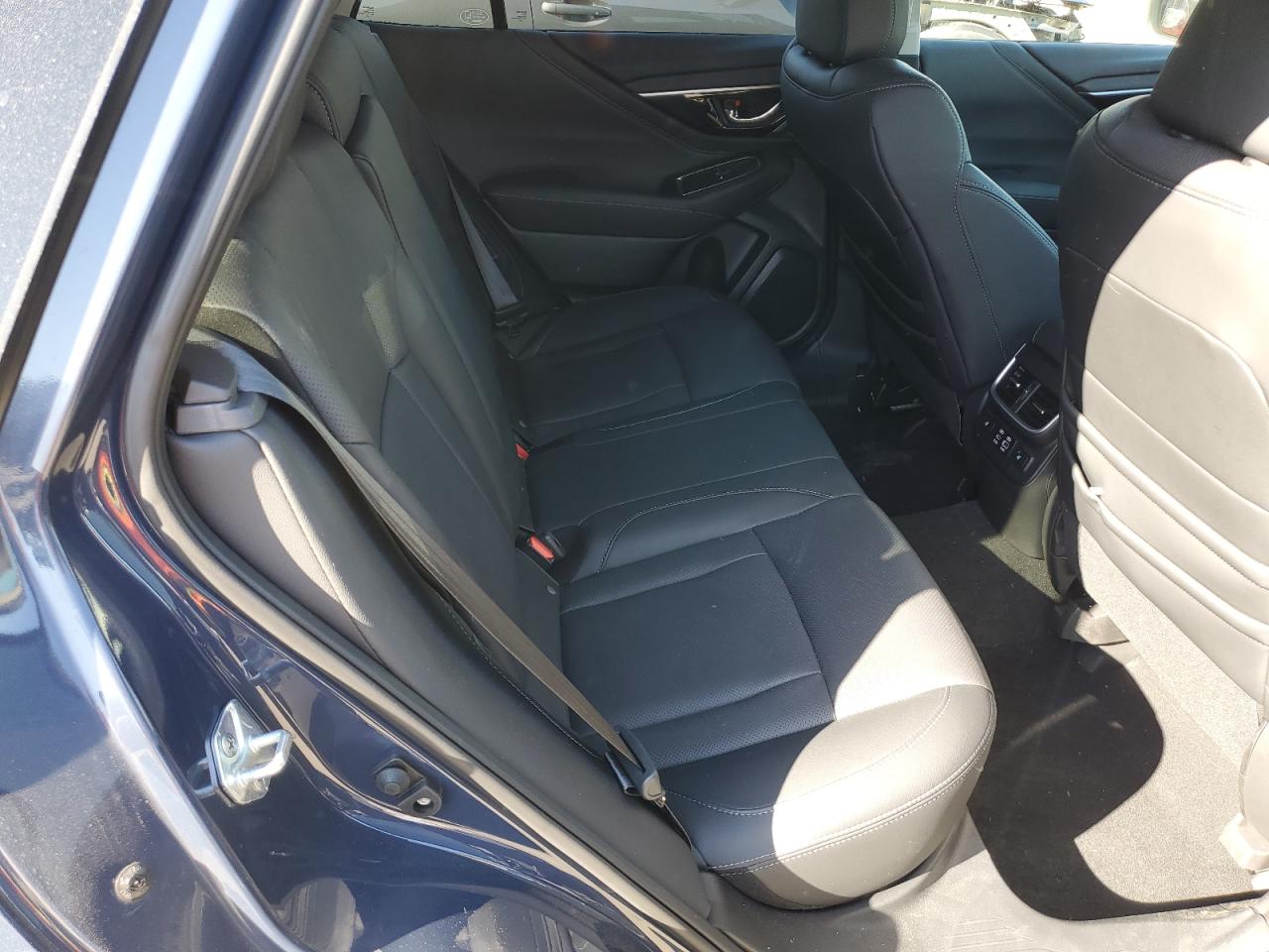 SUBARU OUTBACK LIMITED