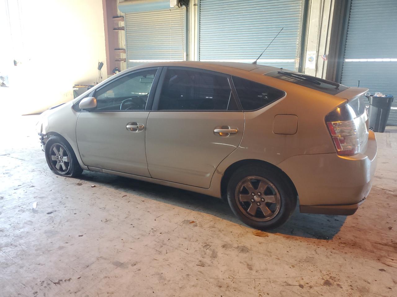 Lot #3308521612 2004 TOYOTA PRIUS