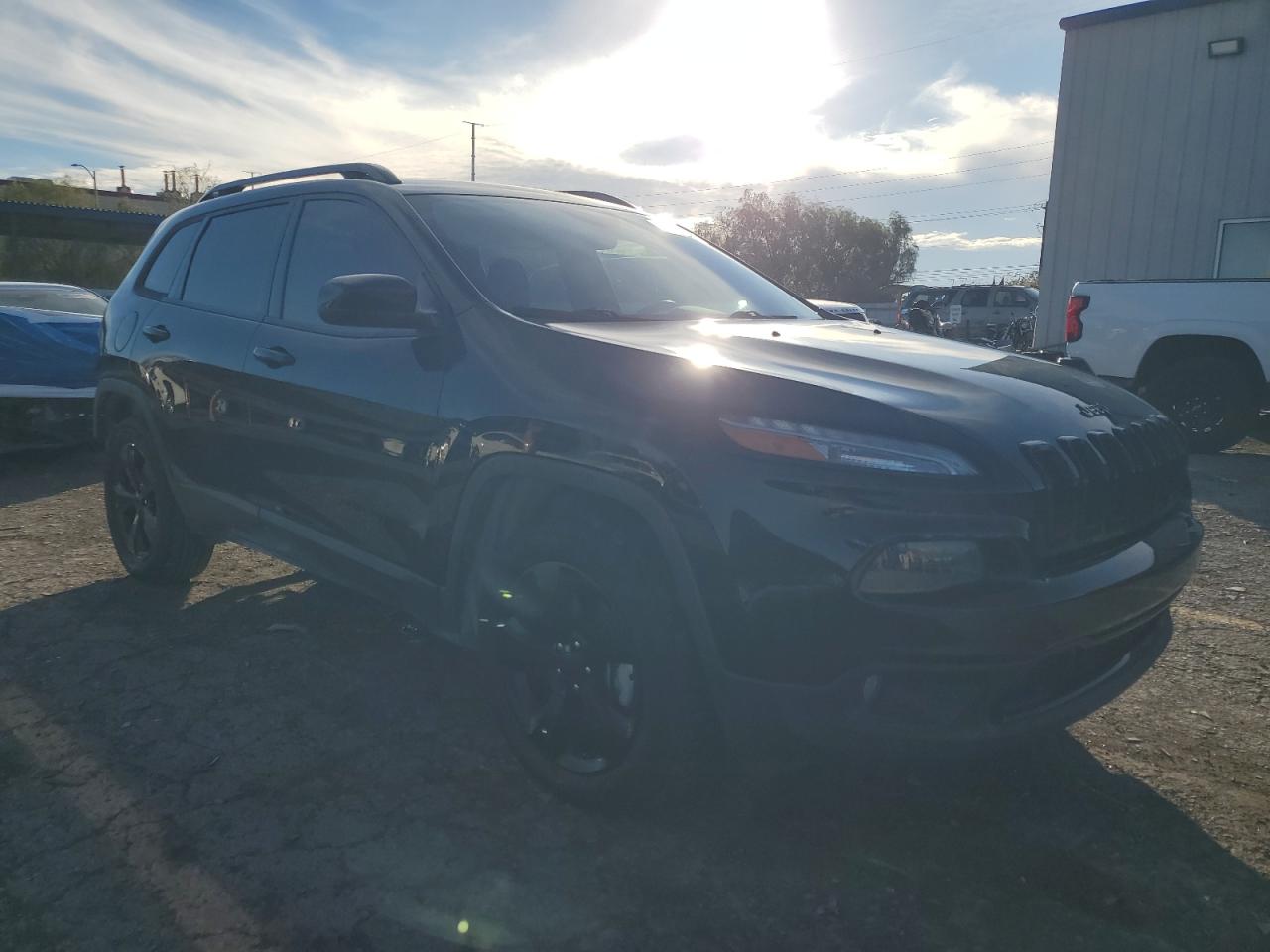 JEEP GRAND CHEROKEE LATITUDE