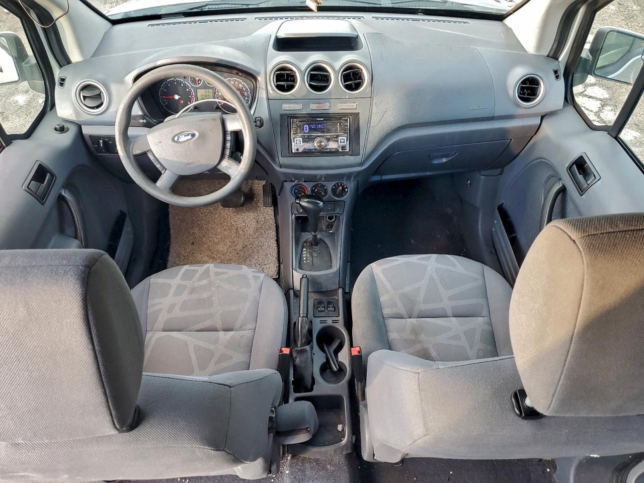 FORD TRANSIT CONNECT XLT PREMIUM