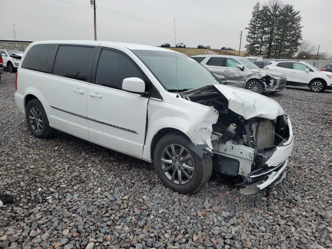 CHRYSLER TOWN & COUNTRY S