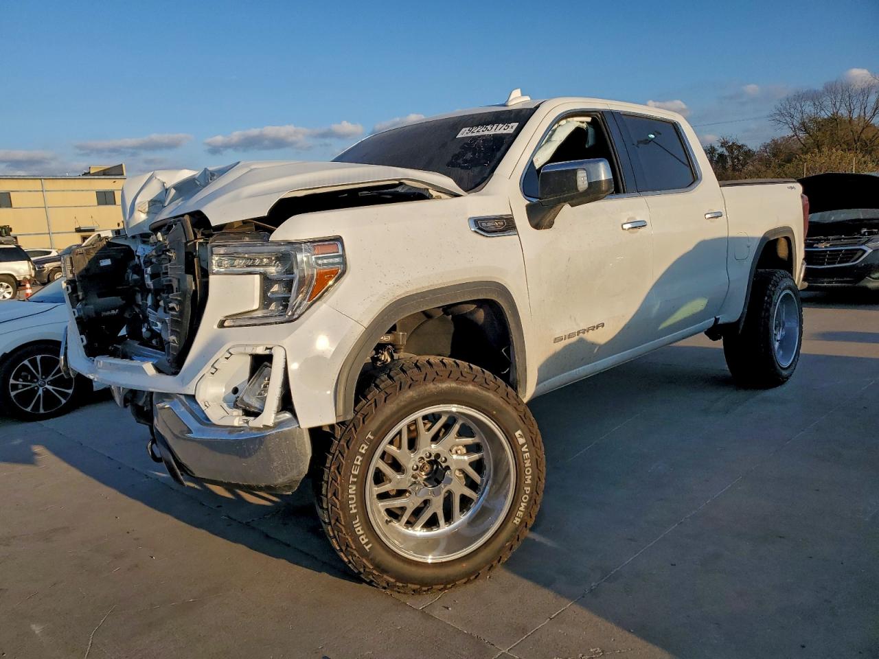 GMC SIERRA K1500 SLT