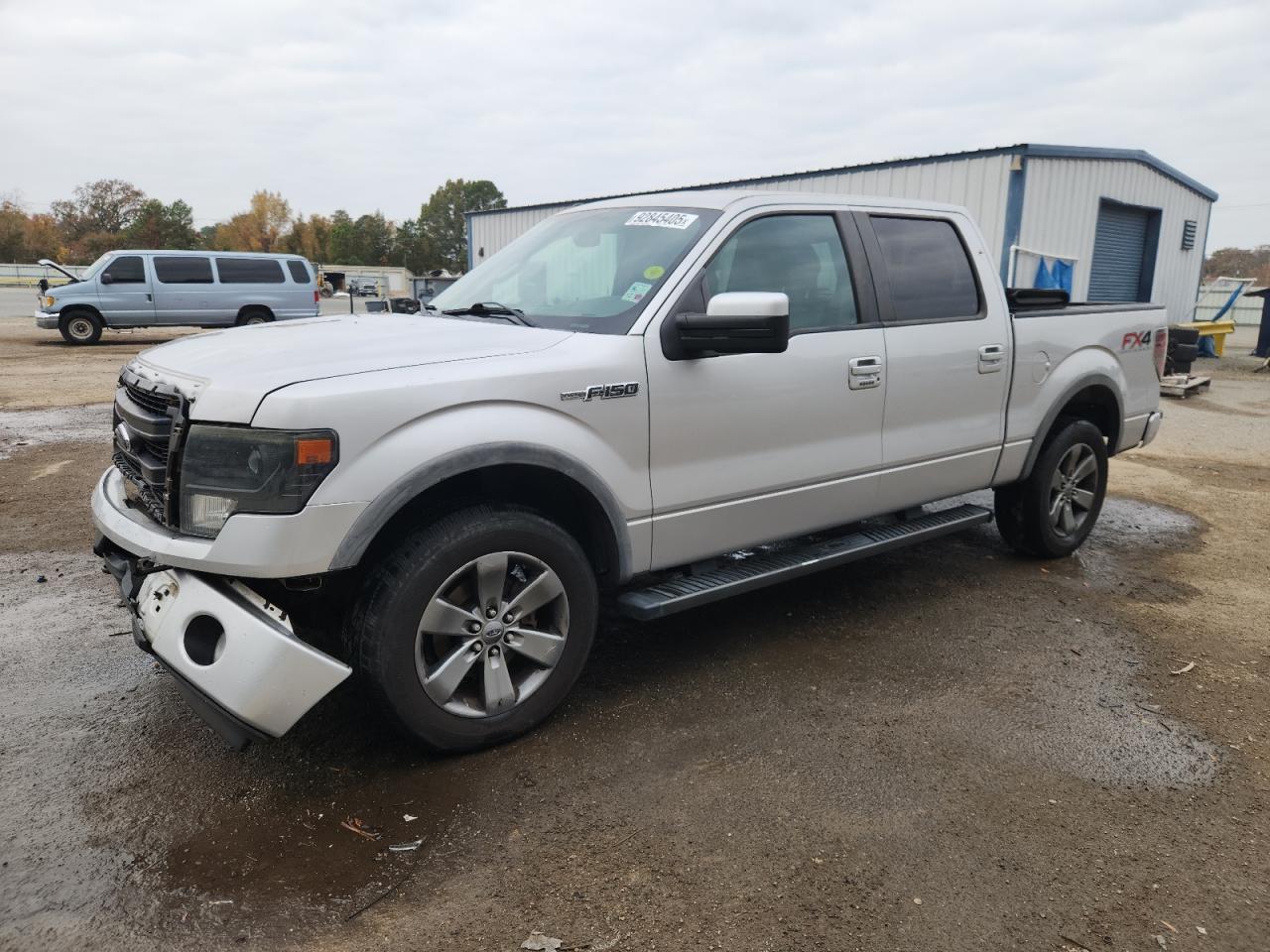 FORD F-150 SUPERCREW
