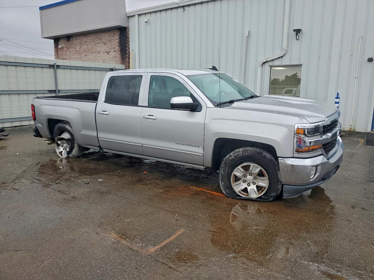 CHEVROLET SILVERADO C1500 LT
