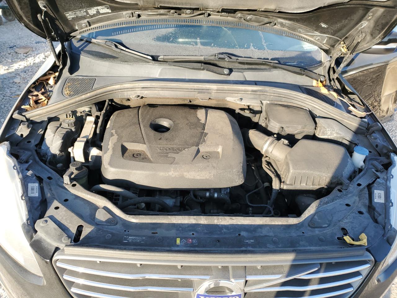 VOLVO XC60 T5 INSCRIPTION