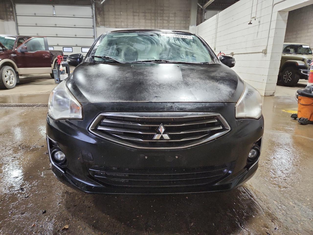 MITSUBISHI MIRAGE G4 SE