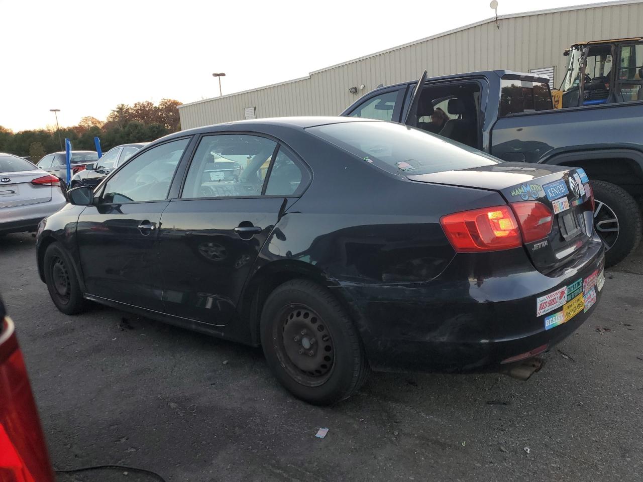 VOLKSWAGEN JETTA BASE