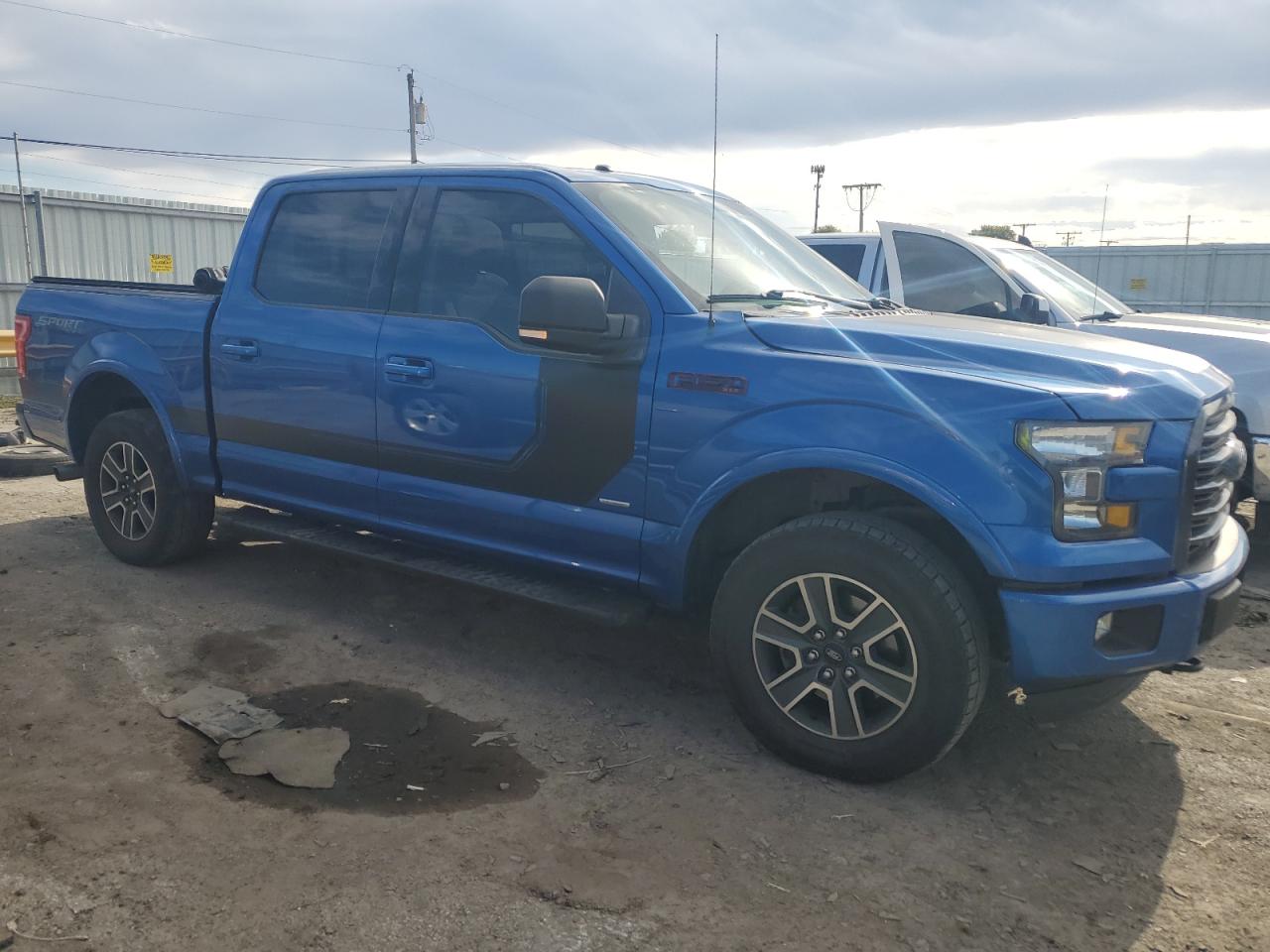 FORD F-150 SUPERCREW