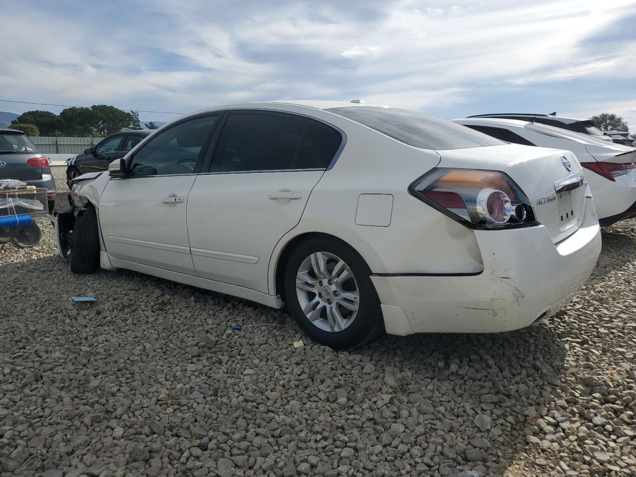 NISSAN ALTIMA BASE