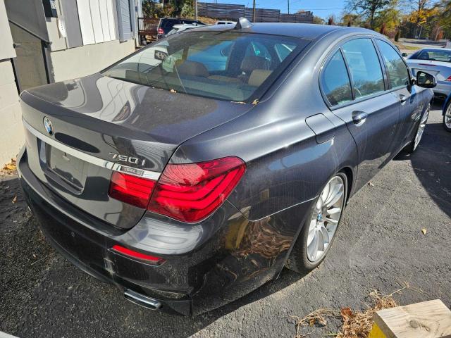 2013 BMW 750 I #3290284260