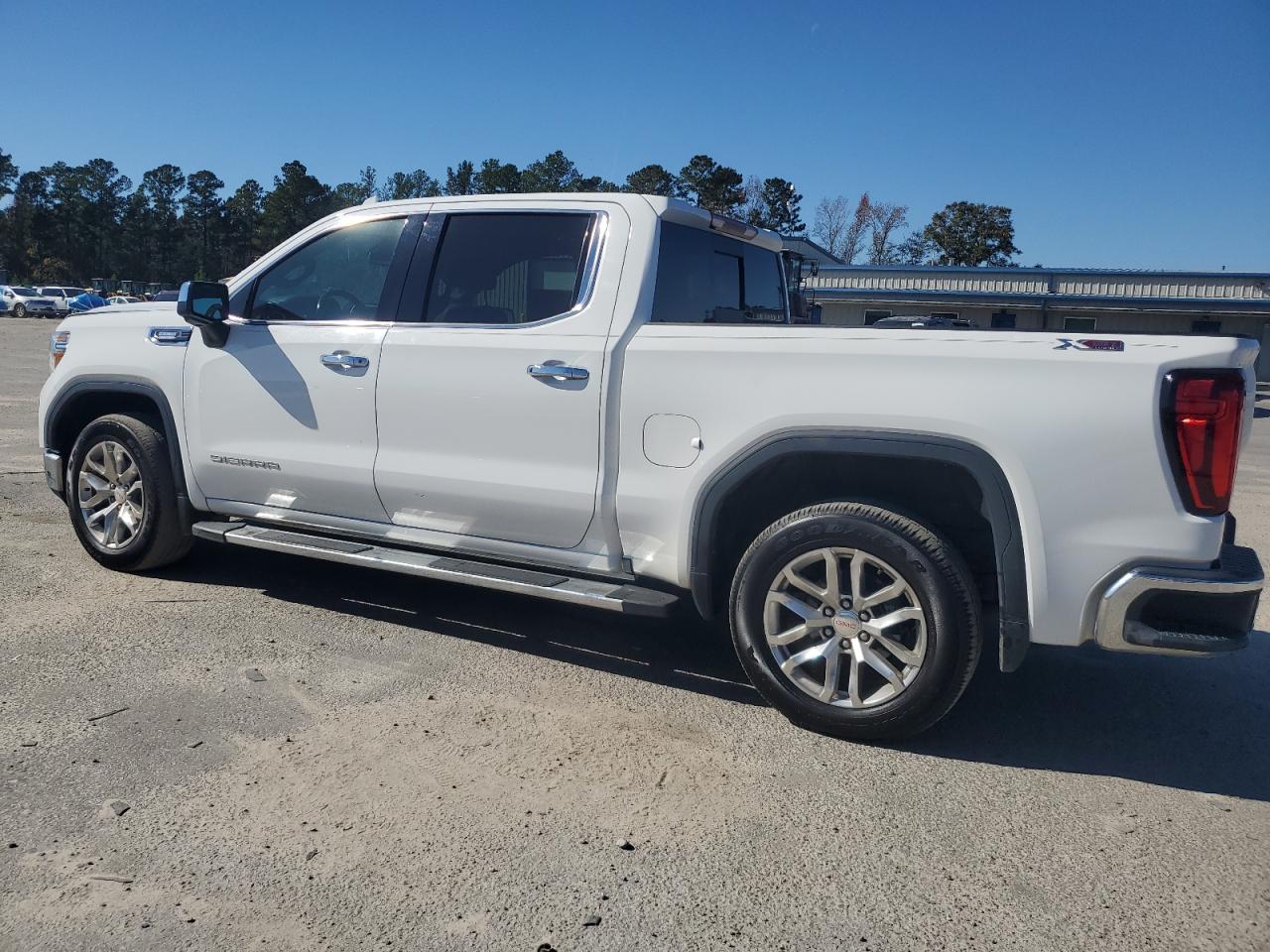 GMC SIERRA K1500 SLT