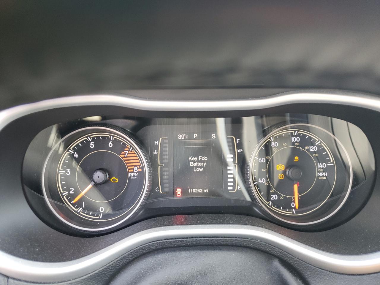 JEEP GRAND CHEROKEE LATITUDE PLUS