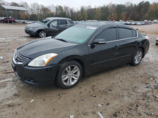 NISSAN ALTIMA SR
