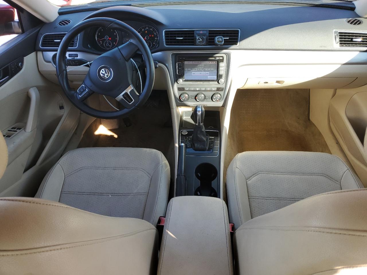 VOLKSWAGEN PASSAT S
