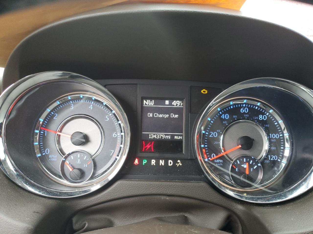 CHRYSLER TOWN & COUNTRY TOURING L