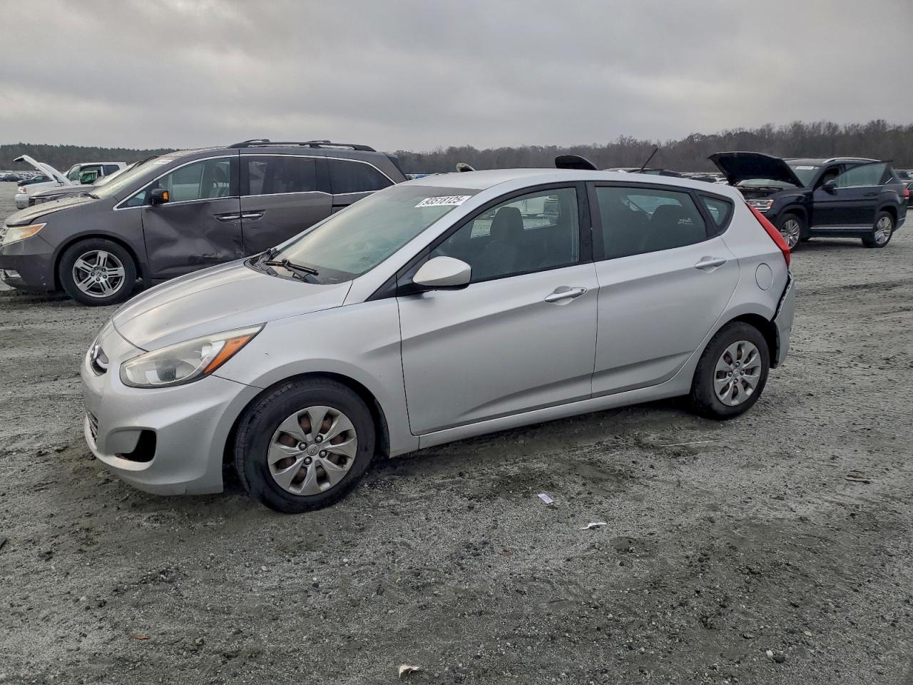 HYUNDAI ACCENT SE