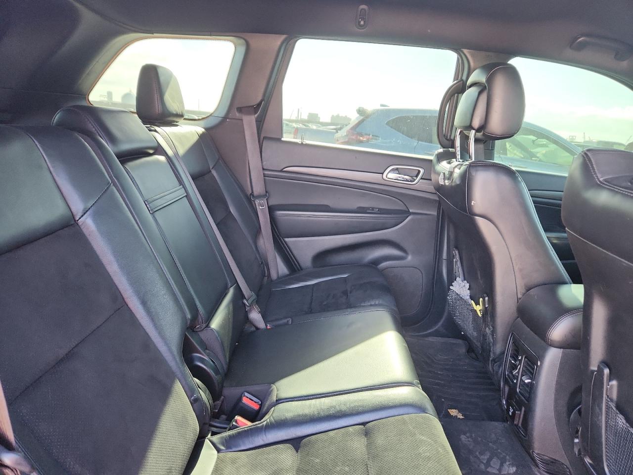 JEEP GRAND CHEROKEE LAREDO