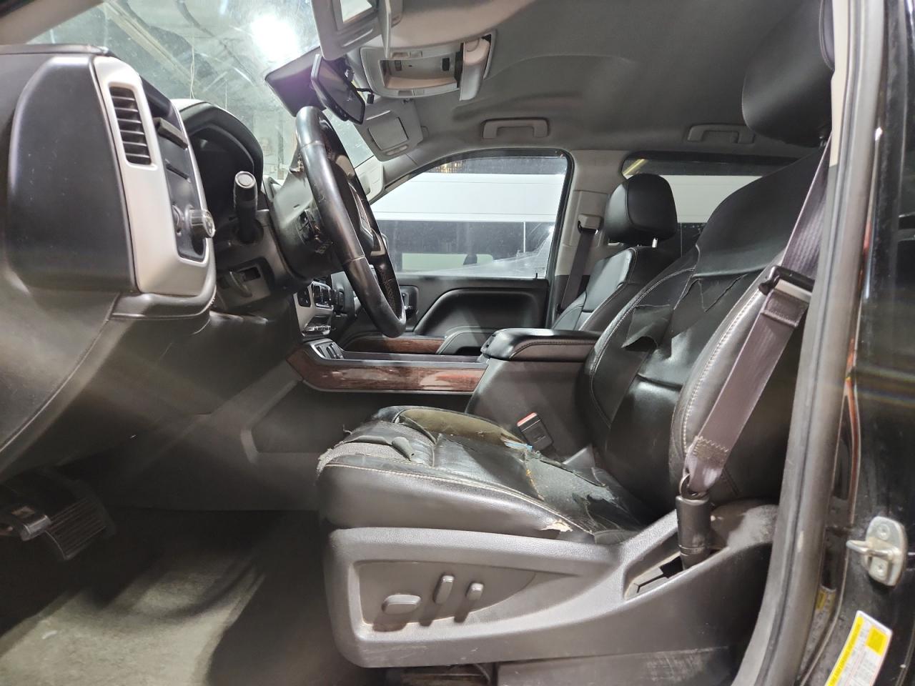 GMC SIERRA C1500 SLT