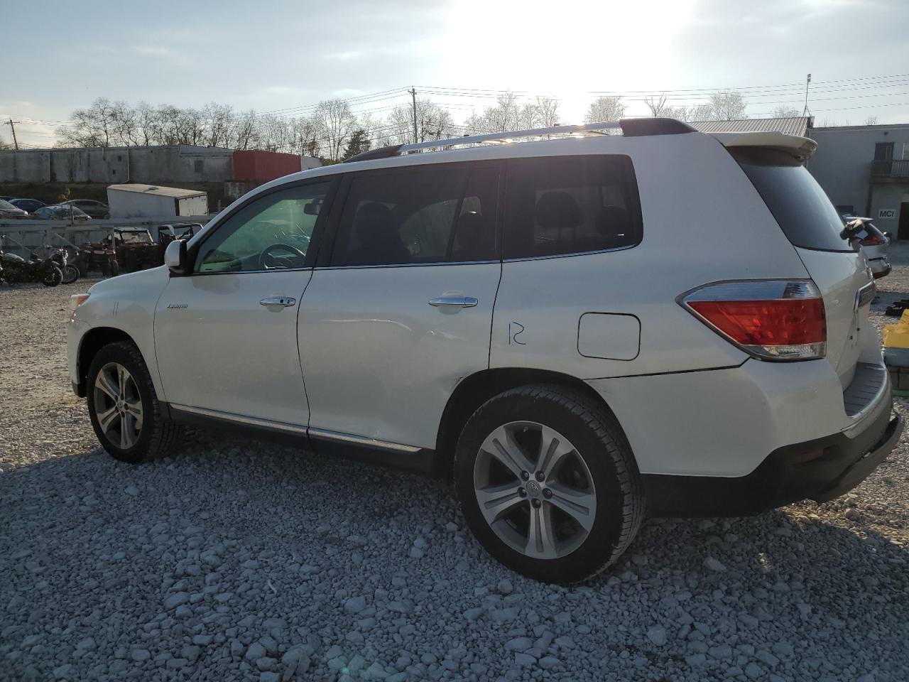 TOYOTA HIGHLANDER LIMITED